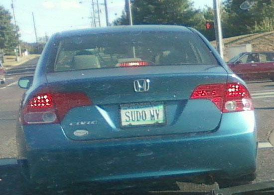 Funny-Linux-License-Plate-1